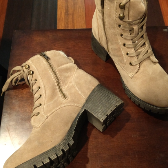 BILLABONG l Wild Thing Vegan Suede Lace-up Boots l Size 10 l NIB - Picture 5 of 7